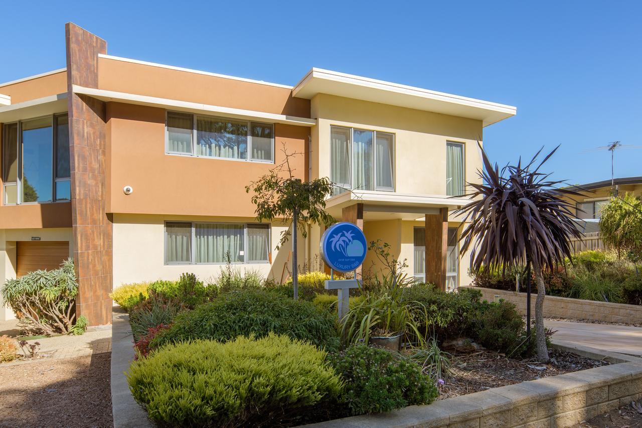 Luna Blu - Luxury B&B Rhyll Exterior foto